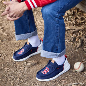 250321_NAM-HDxMLB_ALTPDP_REDSOX_900x900_1-1.png