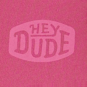 43510-77R_CORALPINK_HEYDUDEBUCKLETEEW_FRONT_DETAIL.jpg