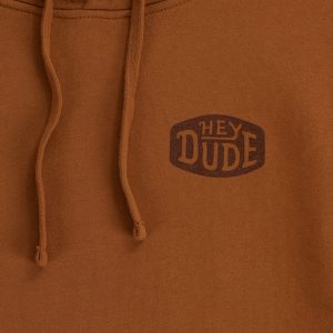 44401-2BM_GOTOBUCKLE_HOODIE_SADDLE_FRONT_DETAIL-scaled-1.jpg