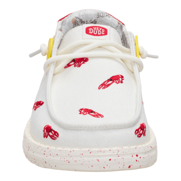 Wendy Embroidered Crawfish