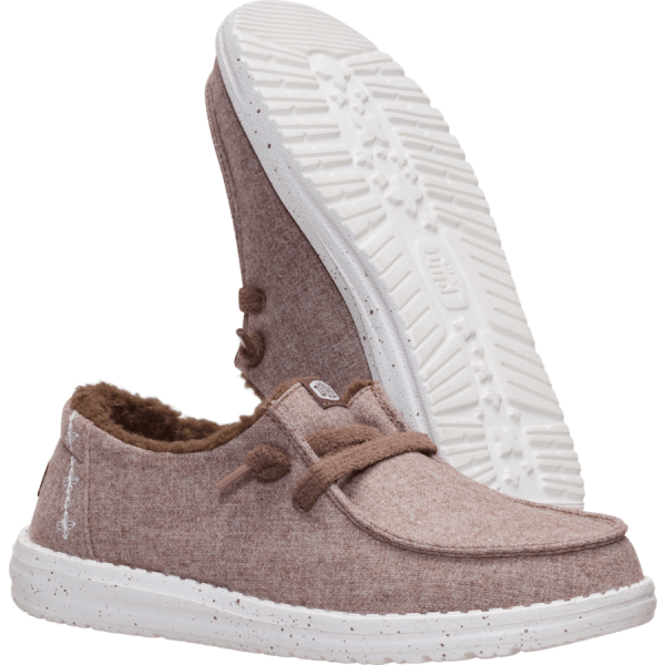 Wendy Wool Cozy